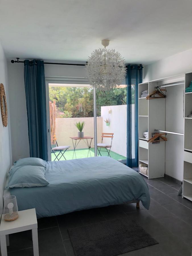 Agreable T2 Traversant Rdc Avec Terrasse + Balcon+ Parking 2 Places Montpellier Exterior foto